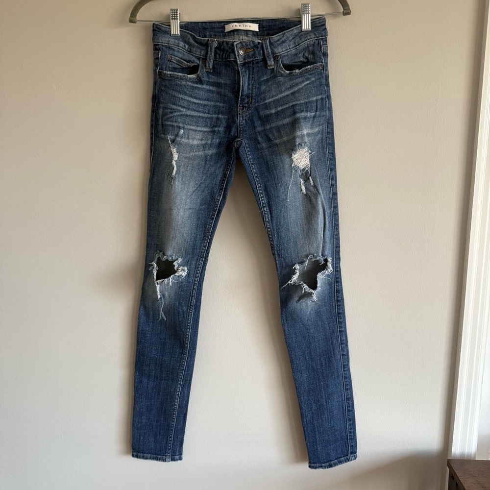 Eunina Maxwell low rise distressed skinny Jeans